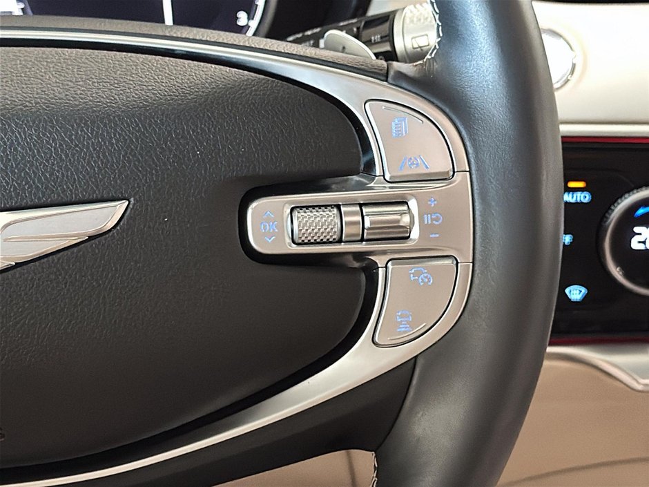 GENESIS GV70 2.5T ADVANCED PLUS TOIT CUIR CHAUFFANTS CAM GPS 2025-34