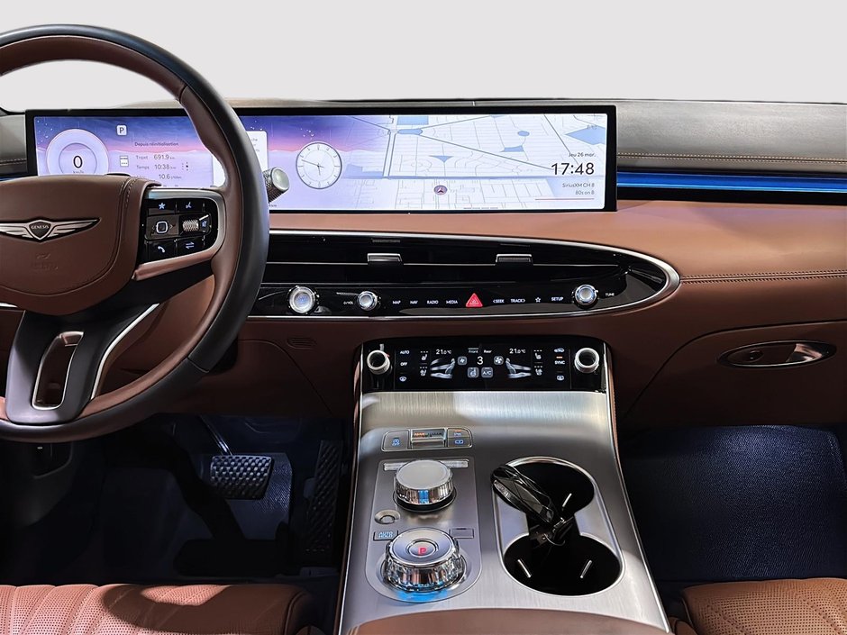 GENESIS GV70 PRESTIGE PEINTURE MAT AWD TOIT CAM 360 PARK ASSIST 2026-19