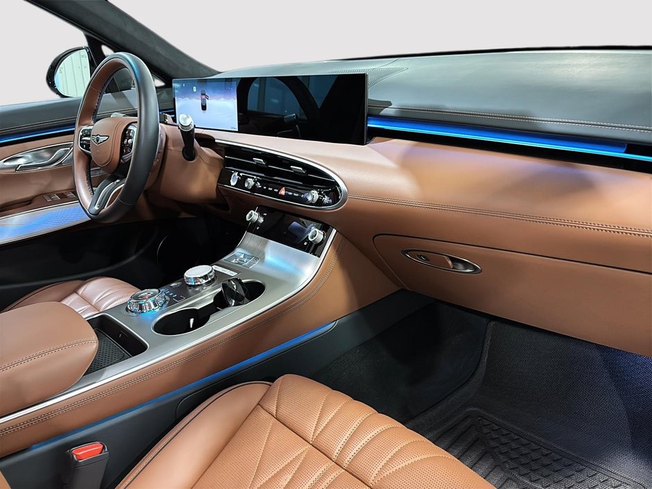 GENESIS GV70 PRESTIGE PEINTURE MAT AWD TOIT CAM 360 PARK ASSIST 2026-12
