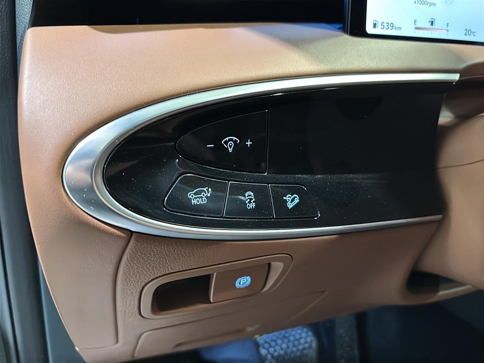 GENESIS GV70 PRESTIGE PEINTURE MAT AWD TOIT CAM 360 PARK ASSIST 2026-30