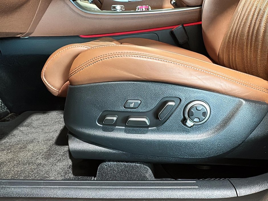 GENESIS GV70 2.5T PRESTIGE AWD CAM 360 SIEGE MASSAGE TOIT PANO 2026-22