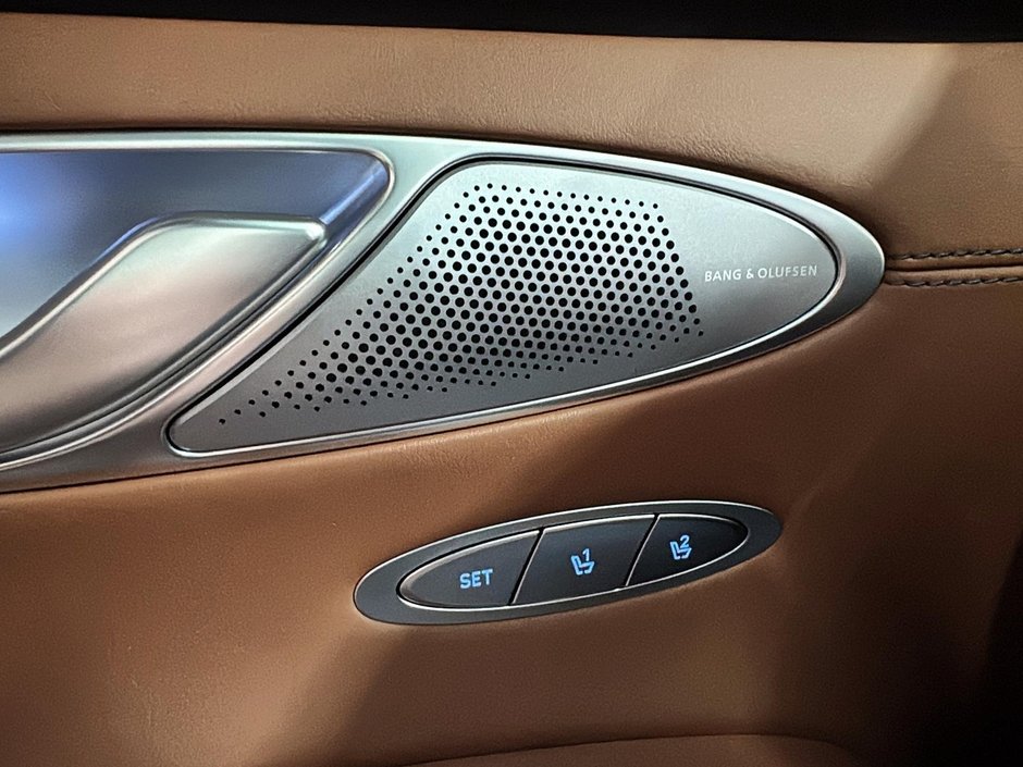 GENESIS GV70 2.5T PRESTIGE SYSTEME SON B&O CUIR GPS TOIT PANO 2026-40