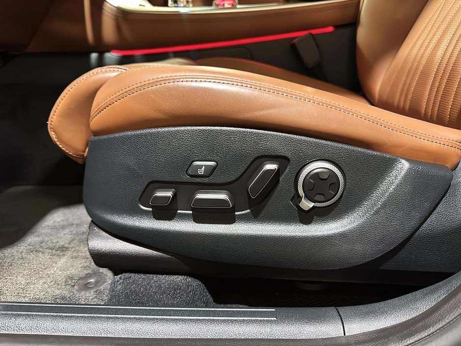 GENESIS GV70 PRESTIGE 2.5T TOIT SIEGES MASSSANT CUIR GPS CAMERA 2026-22