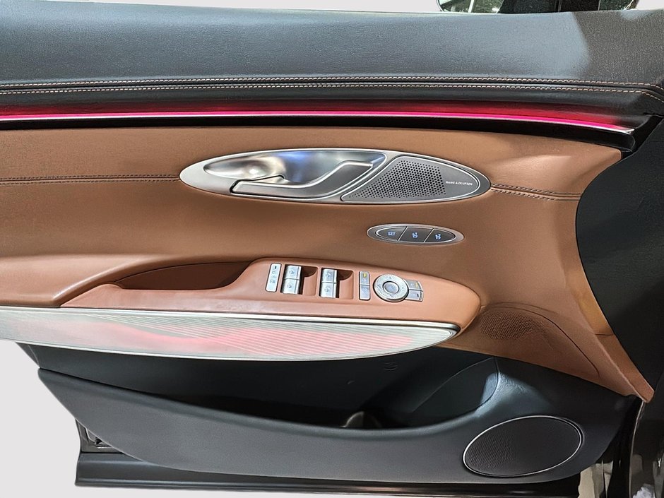 GENESIS GV70 PRESTIGE 2.5T TOIT SIEGES MASSSANT CUIR GPS CAMERA 2026-19