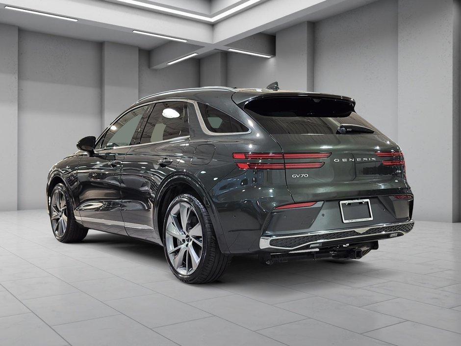 GENESIS GV70 PRESTIGE AWD TOIT PANO CUIR GPS HITCH 2026-10