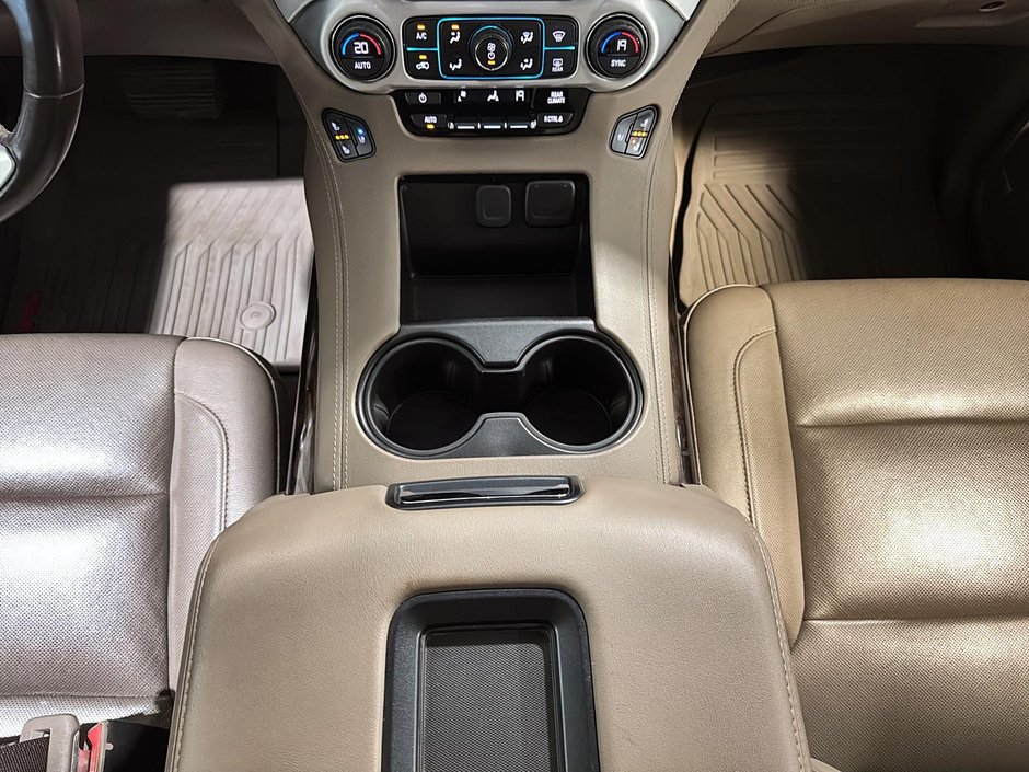 GMC Yukon SLT V8 AWD 7 PLACES CUIR SON BOSE 2019-26