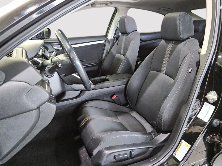 Honda Civic Sedan  2020-13