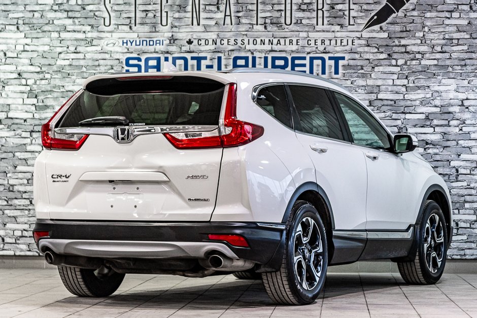 Honda CR-V TOURING AWD TOIT PANORAMIQUE CUIR NAVI DEMARREUR 2017-15