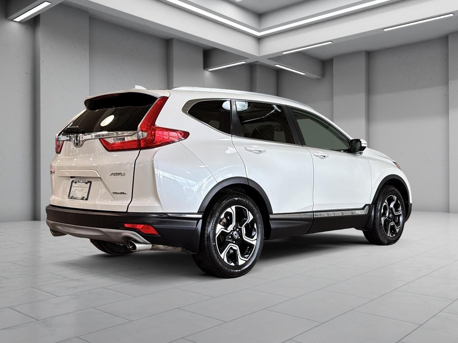 Honda CR-V TOURING AWD TOIT PANORAMIQUE CUIR NAVI DEMARREUR 2017-15