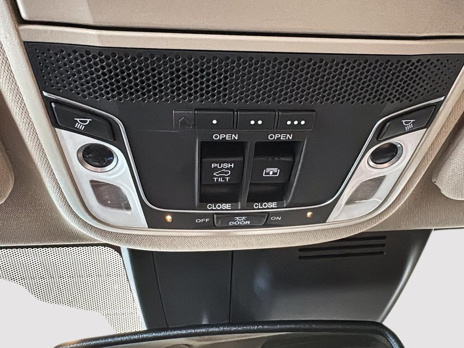 Honda CR-V TOURING AWD TOIT PANORAMIQUE CUIR NAVI DEMARREUR 2017-42
