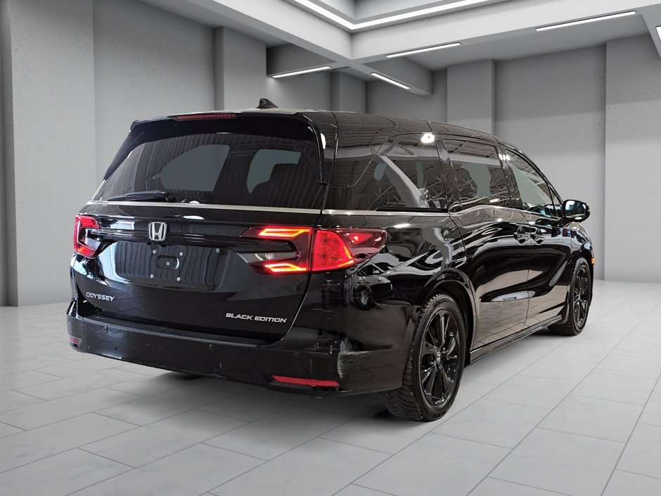 Honda Odyssey Black Edition Toit Ouvrant 7 Passagers 2023-7