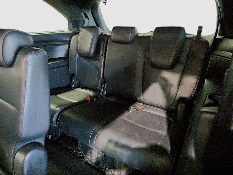 Honda Odyssey Black Edition Toit Ouvrant 7 Passagers 2023-15
