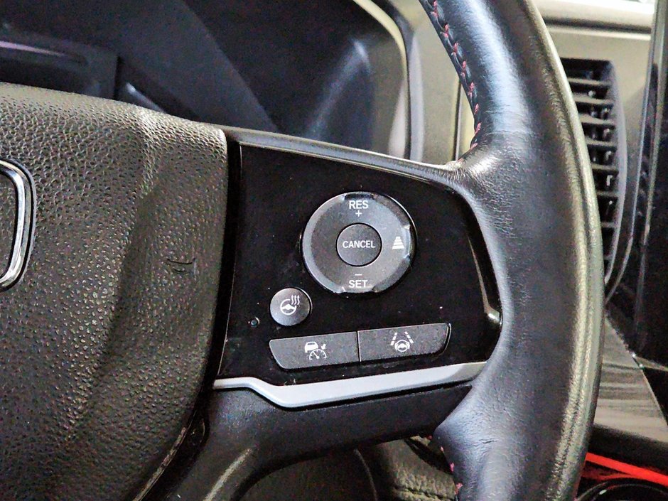 Honda Odyssey Black Edition Toit Ouvrant 7 Passagers 2023-26