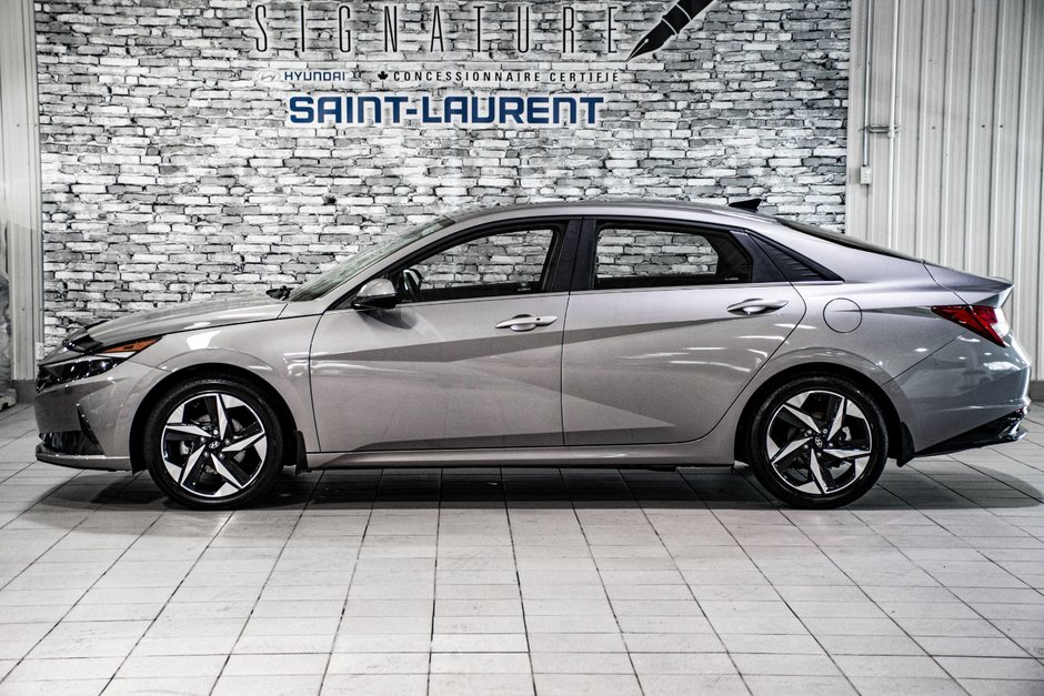 Hyundai Elantra Hybrid LUXURY TOIT OUVRANT CUIR BLUELINK BOSE KEYLESS NAV 2023-17
