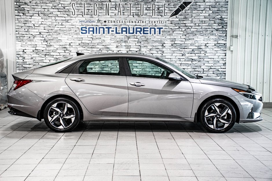 Hyundai Elantra Hybrid LUXURY TOIT OUVRANT CUIR BLUELINK BOSE KEYLESS NAV 2023-9