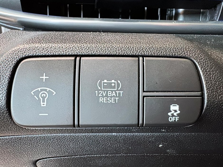 2025 Hyundai Elantra Hybrid LUXURY TOIT OUVRANT GPS SIEGES CHAUFFANTS BOSE-31