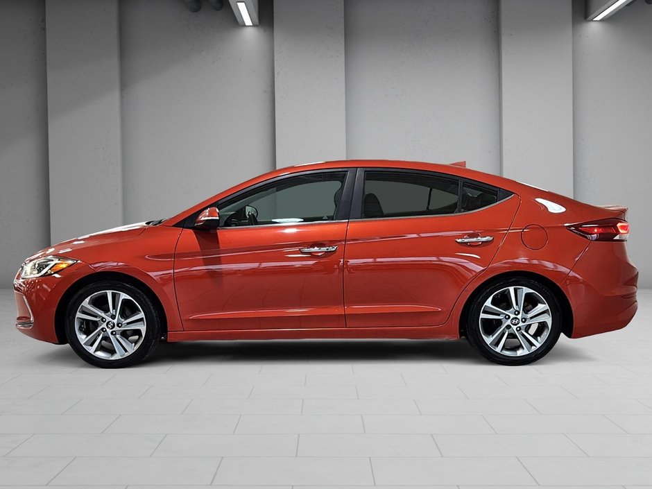 Hyundai Elantra LIMITED GPS CUIR CARPLAY TOIT 2017-8