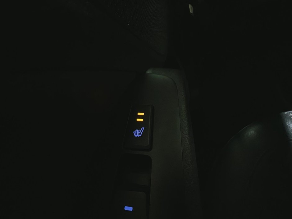 Hyundai Elantra LIMITED GPS CUIR CARPLAY TOIT 2017-41