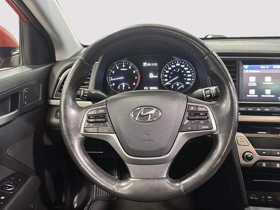 Hyundai Elantra LIMITED GPS CUIR CARPLAY TOIT 2017-34