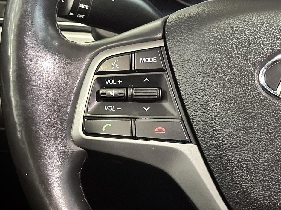 Hyundai Elantra LIMITED GPS CUIR CARPLAY TOIT 2017-35
