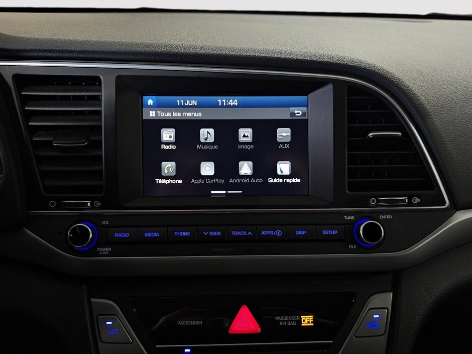 Hyundai Elantra GL CARPLAY CAM VOLANT ET SIEGES CHAUFFANTS 2018-17