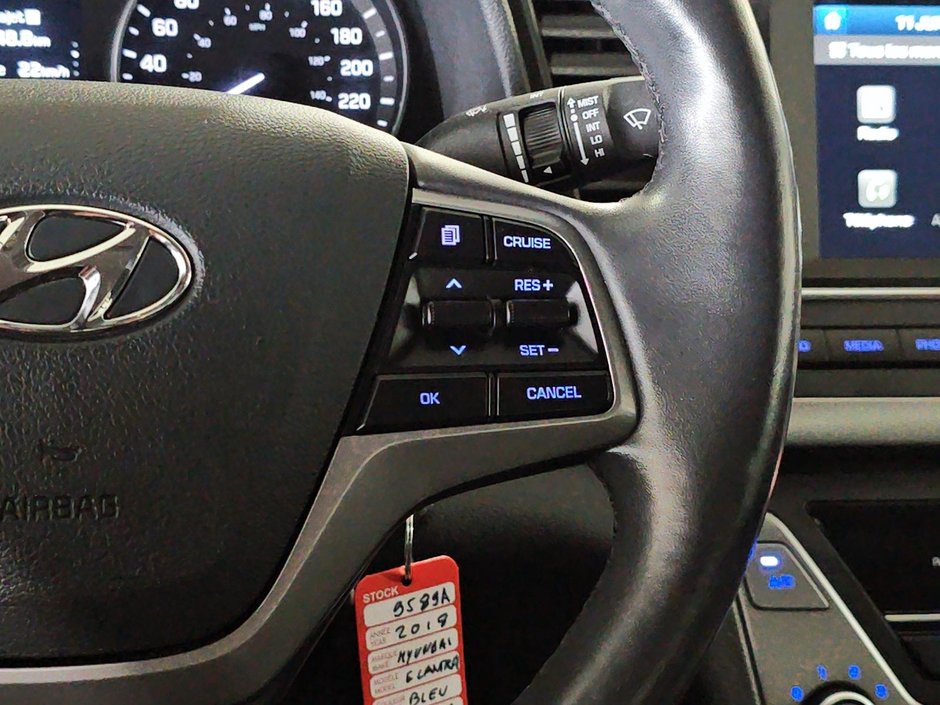 Hyundai Elantra GL CARPLAY CAM VOLANT ET SIEGES CHAUFFANTS 2018-21