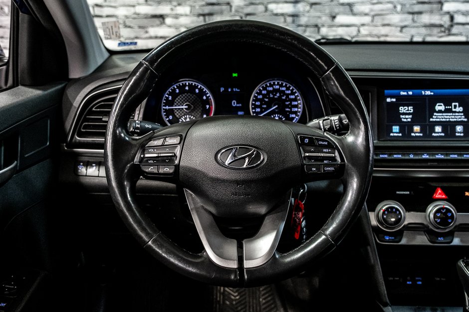 Hyundai Elantra PREFERRED SIÈGES CHAUFFANTS CAMERA APPLE CARPLAY 2020-4