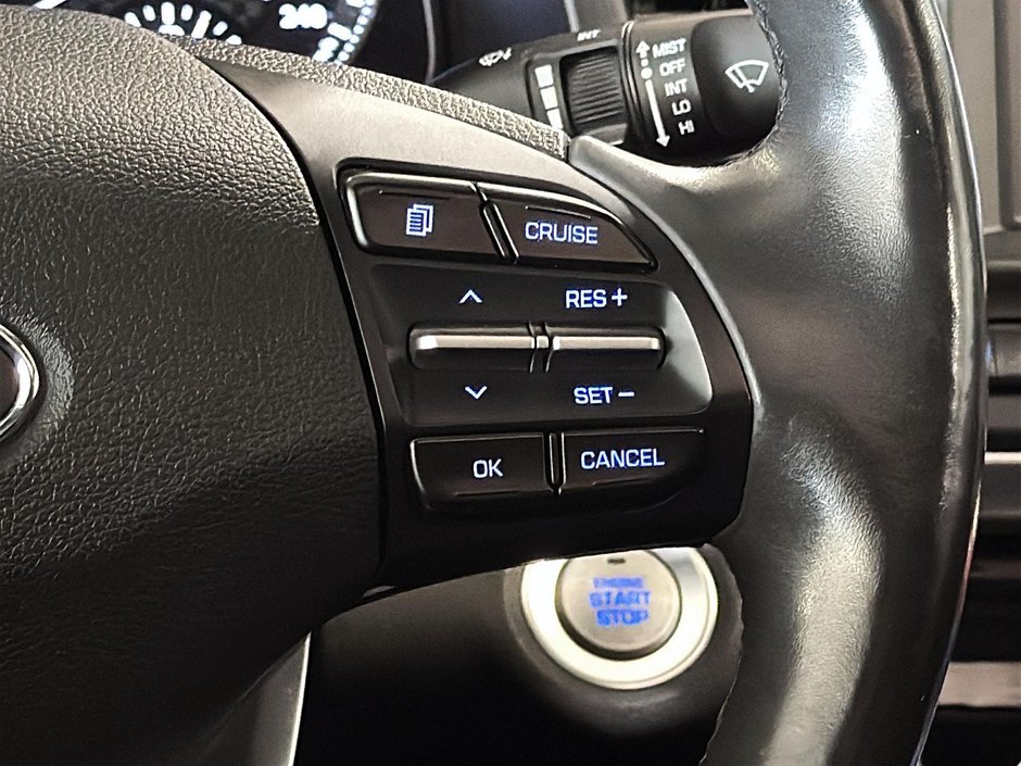 Hyundai Elantra BAS KM PREF. SUN&SAFETY TOIT OUVRANT CAM CARPLAY 2020-31