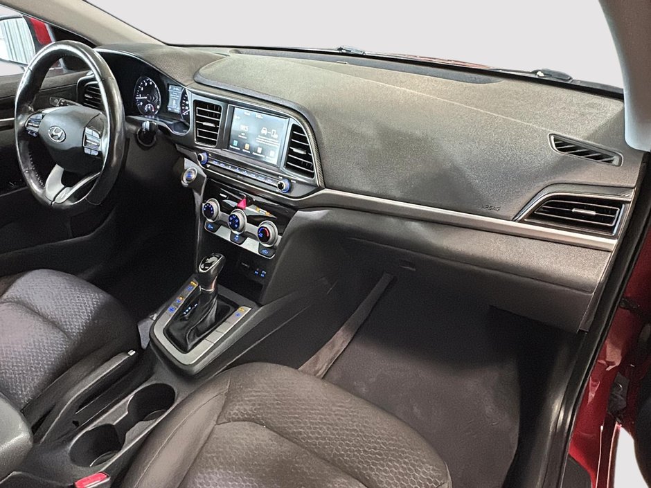 Hyundai Elantra BAS KM PREF. SUN&SAFETY TOIT OUVRANT CAM CARPLAY 2020-15