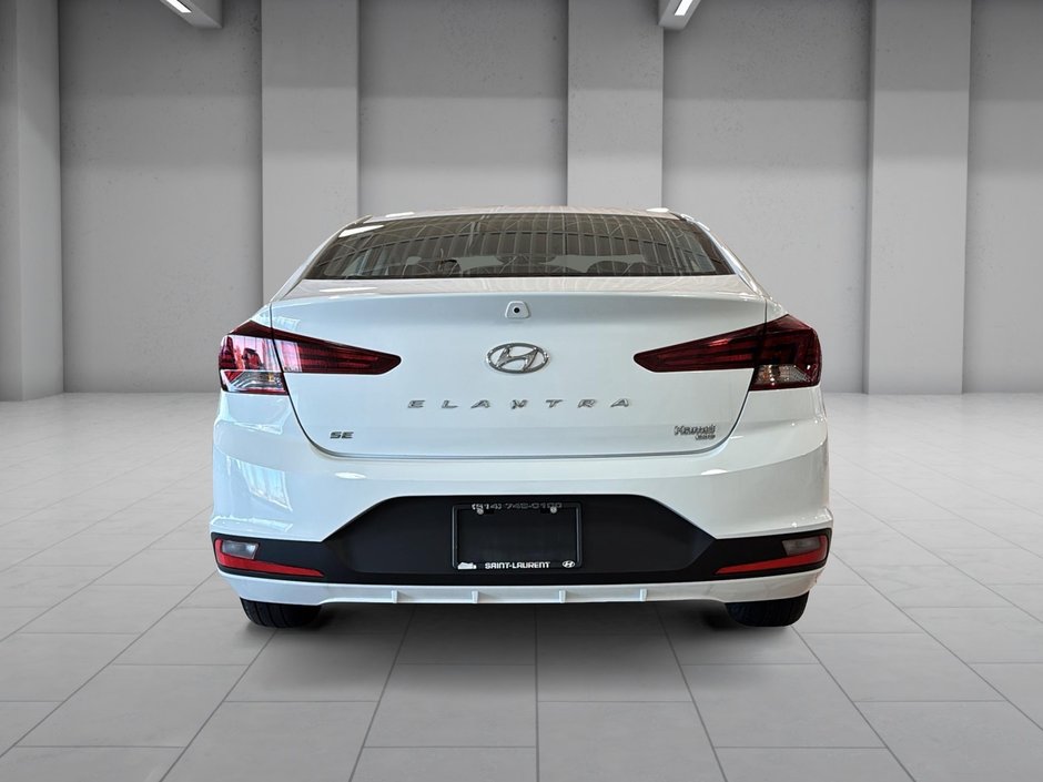 Hyundai Elantra ESSENTIAL A/C SIEGES CHAUFFANTS CAMERA 2020-8