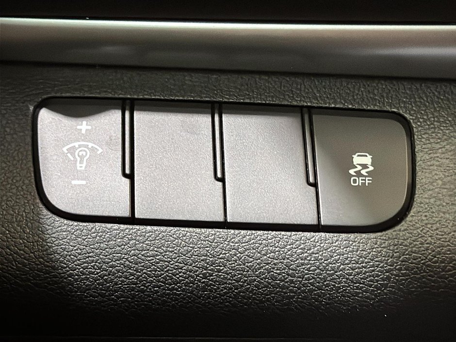 Hyundai Elantra ESSENTIAL A/C SIEGES CHAUFFANTS CAMERA 2020-32