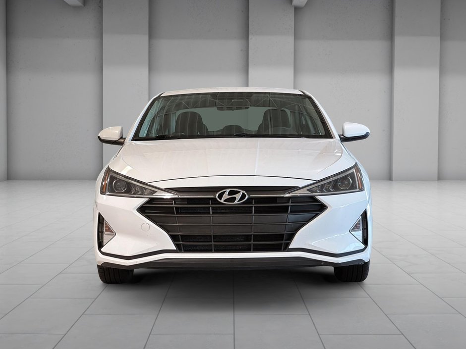 Hyundai Elantra ESSENTIAL A/C SIEGES CHAUFFANTS CAMERA 2020-4