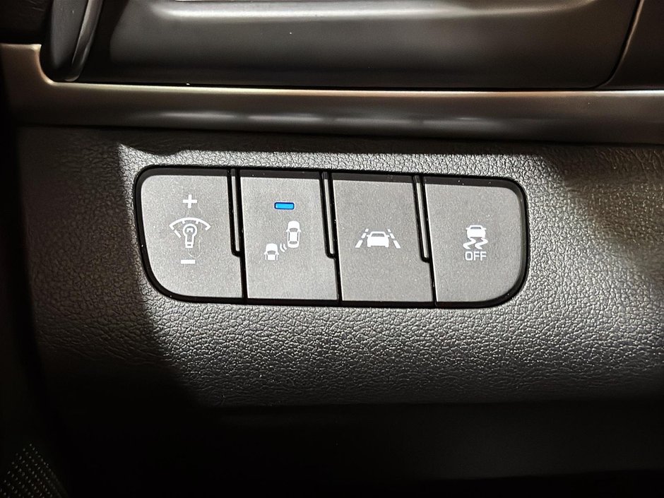 Hyundai Elantra ULTIMATE*BAS KM* TOIT OUVRANT CUIR GPS BLUELINK 2020-40