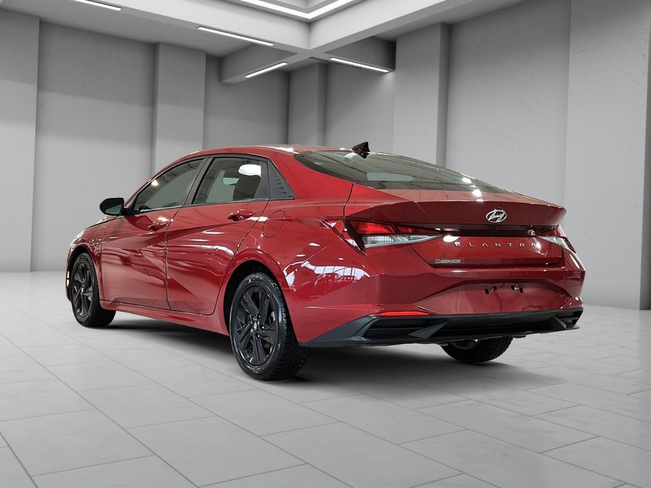 Hyundai Elantra PREFERRED SUN&TECH TOIT OUVRANT CAMERA CARPLAY MAG 2021-10