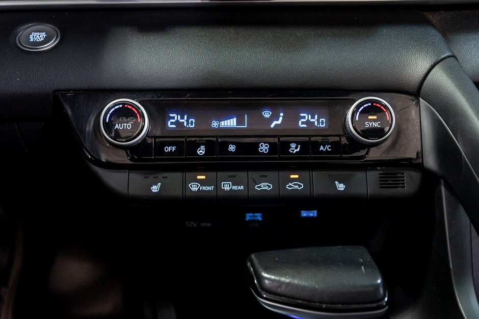 Hyundai Elantra PREFERRED TECH TOIT OUVRANT SIEGES CHAUFFANTS A/C 2021-28