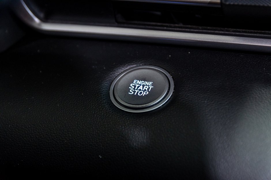 Hyundai Elantra PREFERRED TECH TOIT OUVRANT SIEGES CHAUFFANTS A/C 2021-30