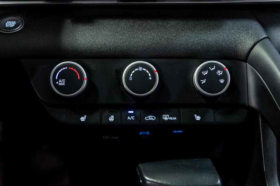 Hyundai Elantra PREFERRED CAMERA CARPLAY VOLANT CHAUFFANT MAGS 2021-28