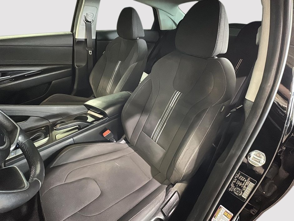 Hyundai Elantra PREFERRED VOLANT CHAUFFANT CARPLAY CAMERA 2021-18