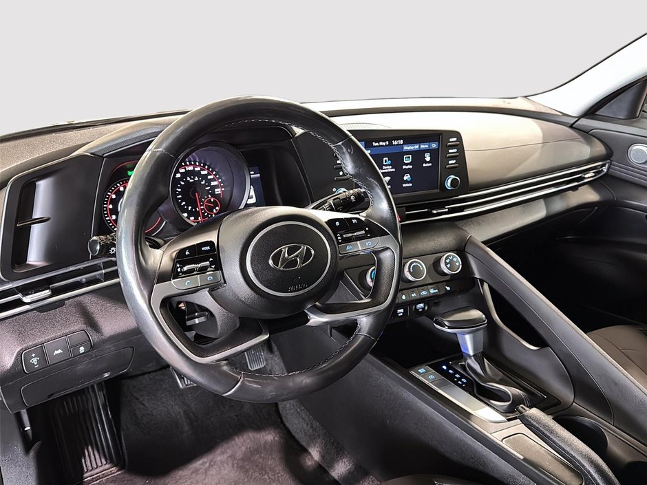 Hyundai Elantra PREFERRED VOLANT CHAUFFANT CARPLAY CAMERA 2021-2