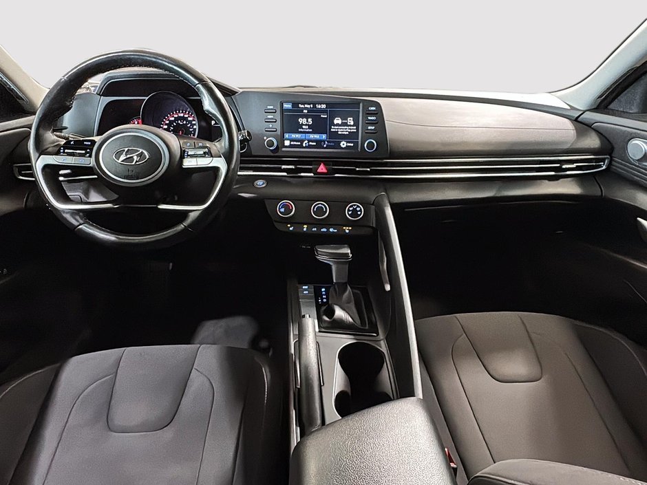 Hyundai Elantra PREFERRED VOLANT CHAUFFANT CARPLAY CAMERA 2021-3