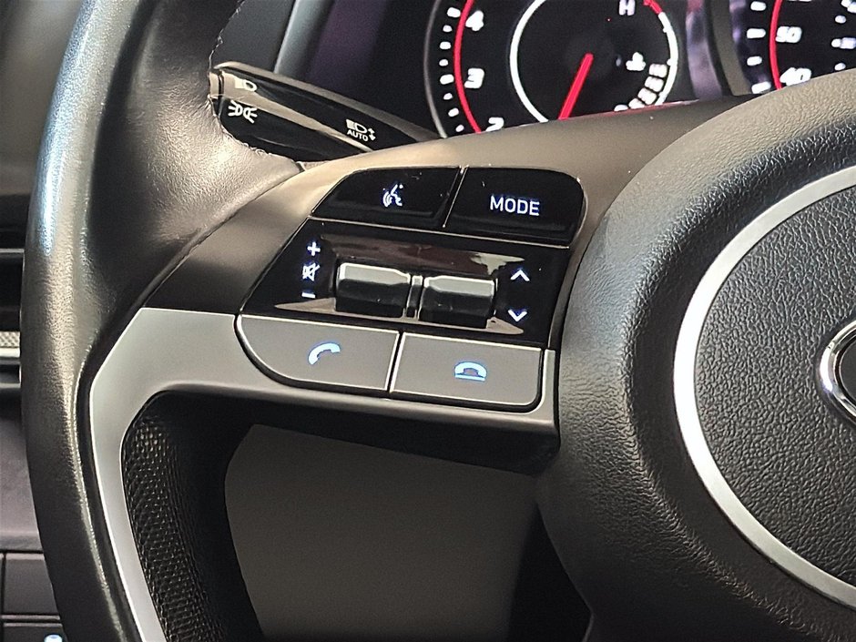 Hyundai Elantra PREFERRED CAMERA CARPLAY SIEGES CHAUFFANTS MAGS 2021-21