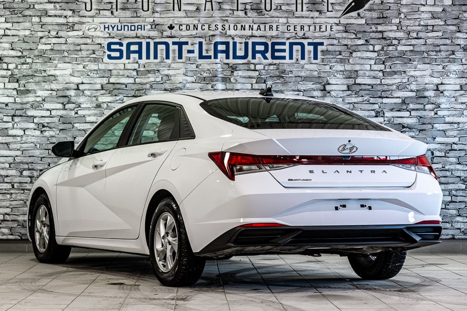 Hyundai Elantra ESSENTIAL A/C SIEGES CHAUFFANTS CAMERA MAGS 2022-10