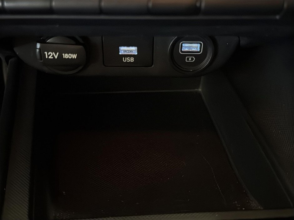 Hyundai Elantra PREFERRED CAMERA CARPLAY SIEGES CHAUFFANTS MAGS 2022-30