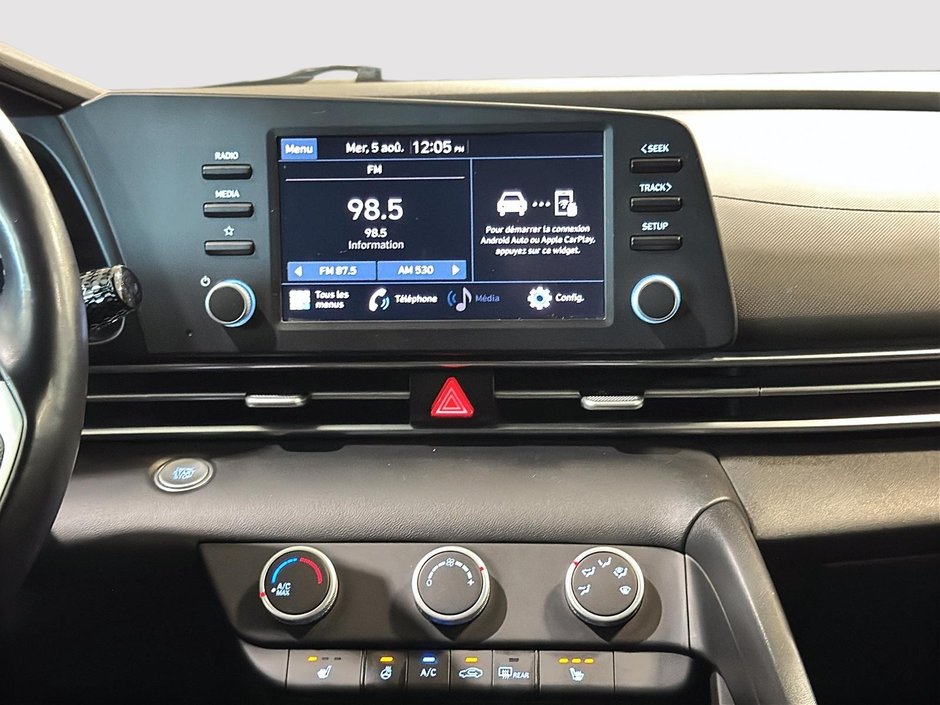 Hyundai Elantra PREFERRED CAMERA CARPLAY SIEGES CHAUFFANTS MAGS 2022-19