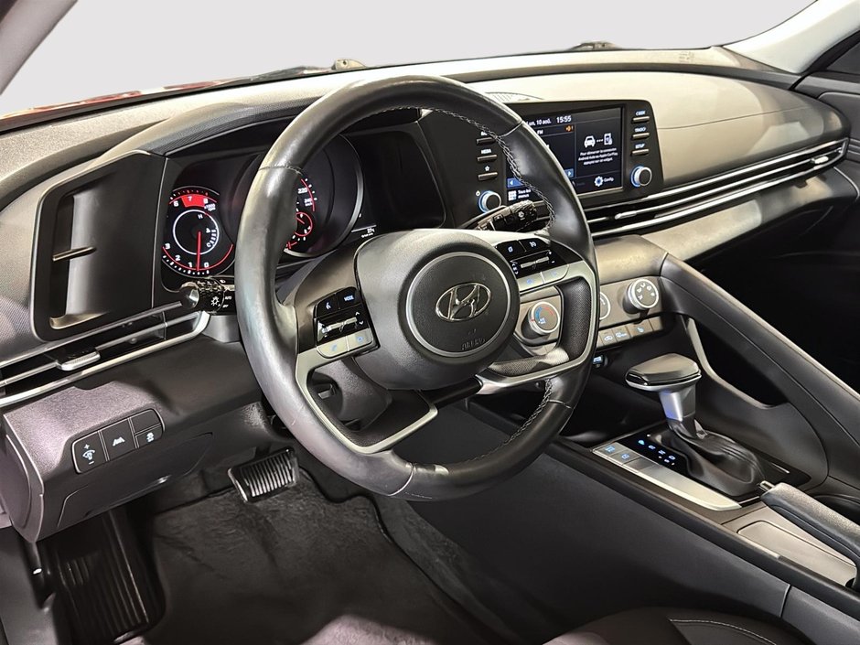Hyundai Elantra PREFERRED BAS KM CAMERA CARPLAY SIEGES CHAUFFANTS 2022-2