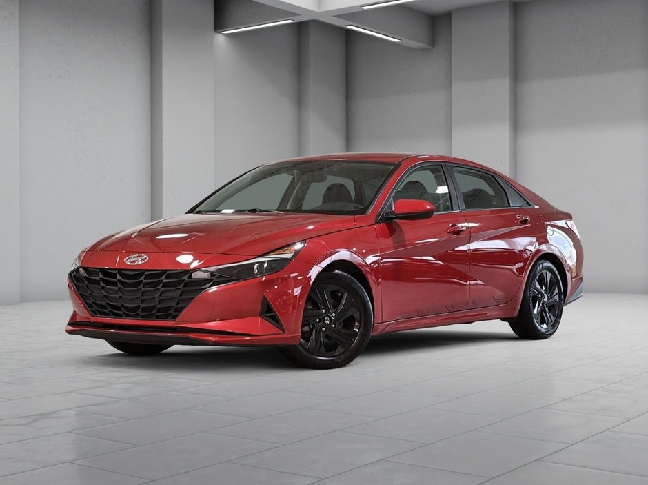 Hyundai Elantra PREFERRED BAS KM CAMERA CARPLAY SIEGES CHAUFFANTS 2022-0
