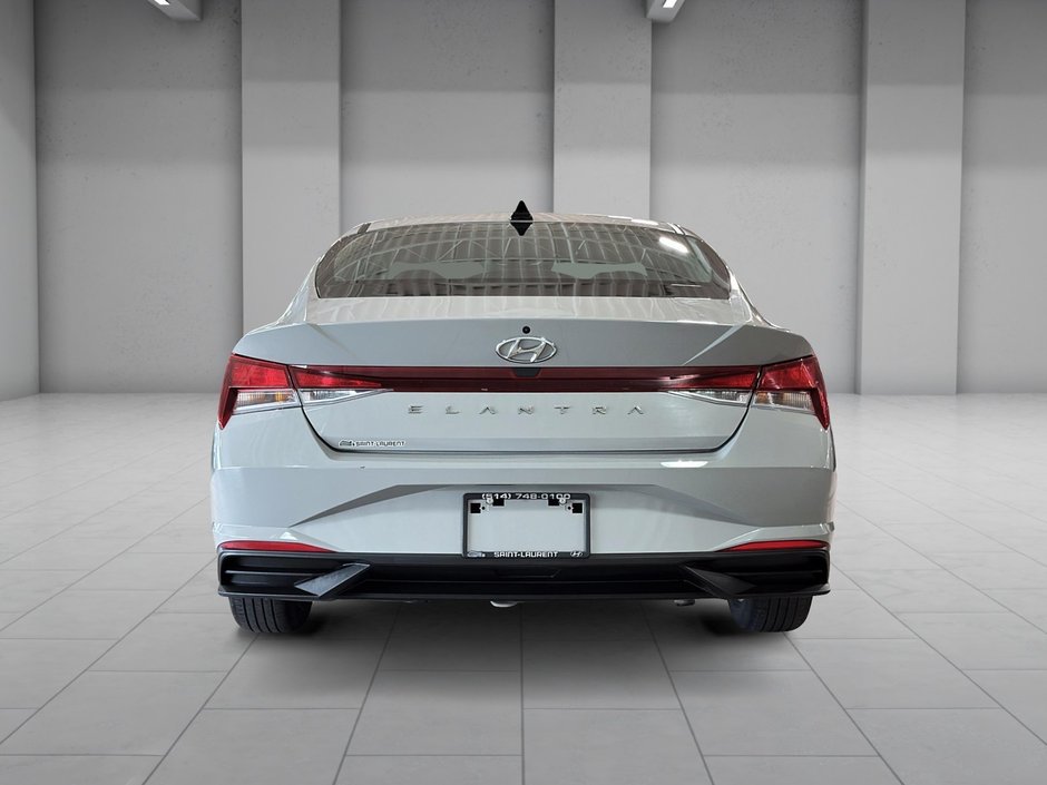 Hyundai Elantra ESSENTIAL A/C SIEGES CHAUFFANTS CAMERA MAGS 2022-10