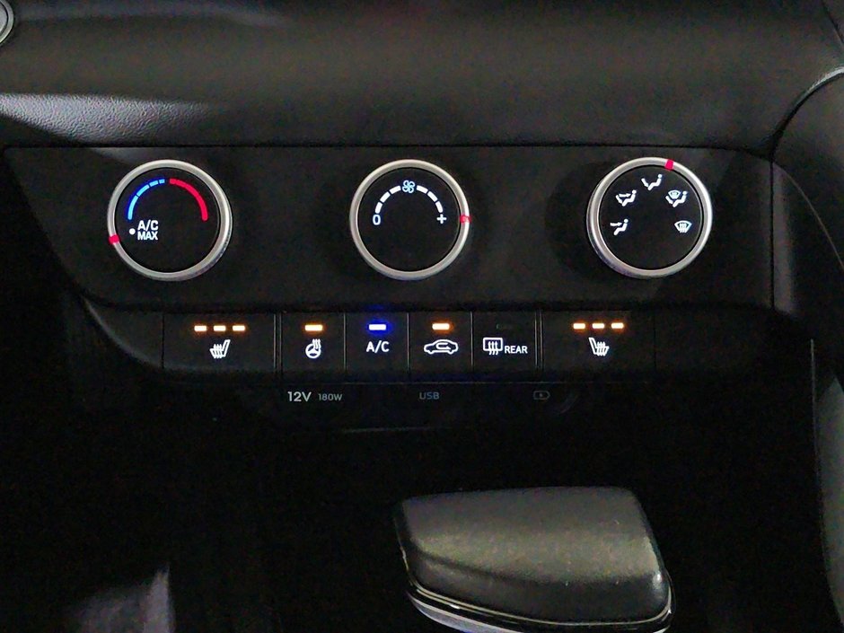 Hyundai Elantra Preferred 2022-16