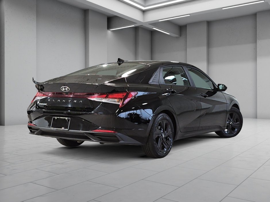 Hyundai Elantra Preferred 2022-9
