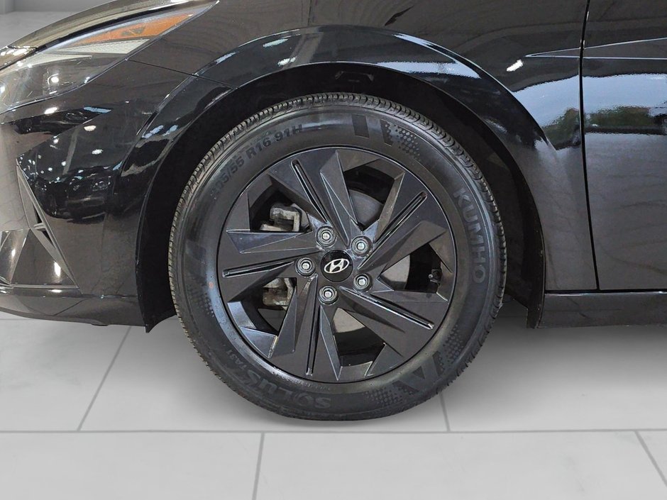 Hyundai Elantra Preferred 2022-5
